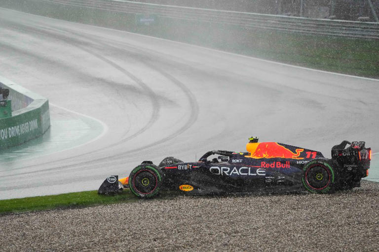 Max Verstappen lo volvió a hacer, se quedó con el Primer Lugar del Gran Premio de Países Bajos tras una carrera mojada y estropeada por bandera roja.