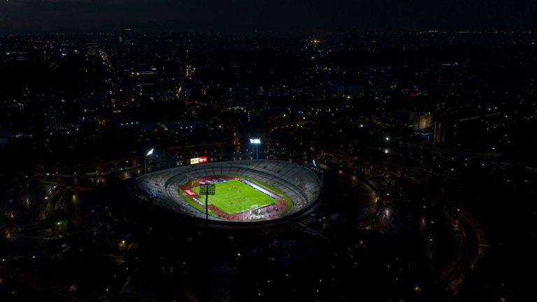 Estadio Olímpico Universitario cumplió normas de la UNESCO para su nueva iluminación
