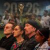 El futbol reúne a Sheinbaum y miembros de U2 en acto por la infancia y la inclusión social